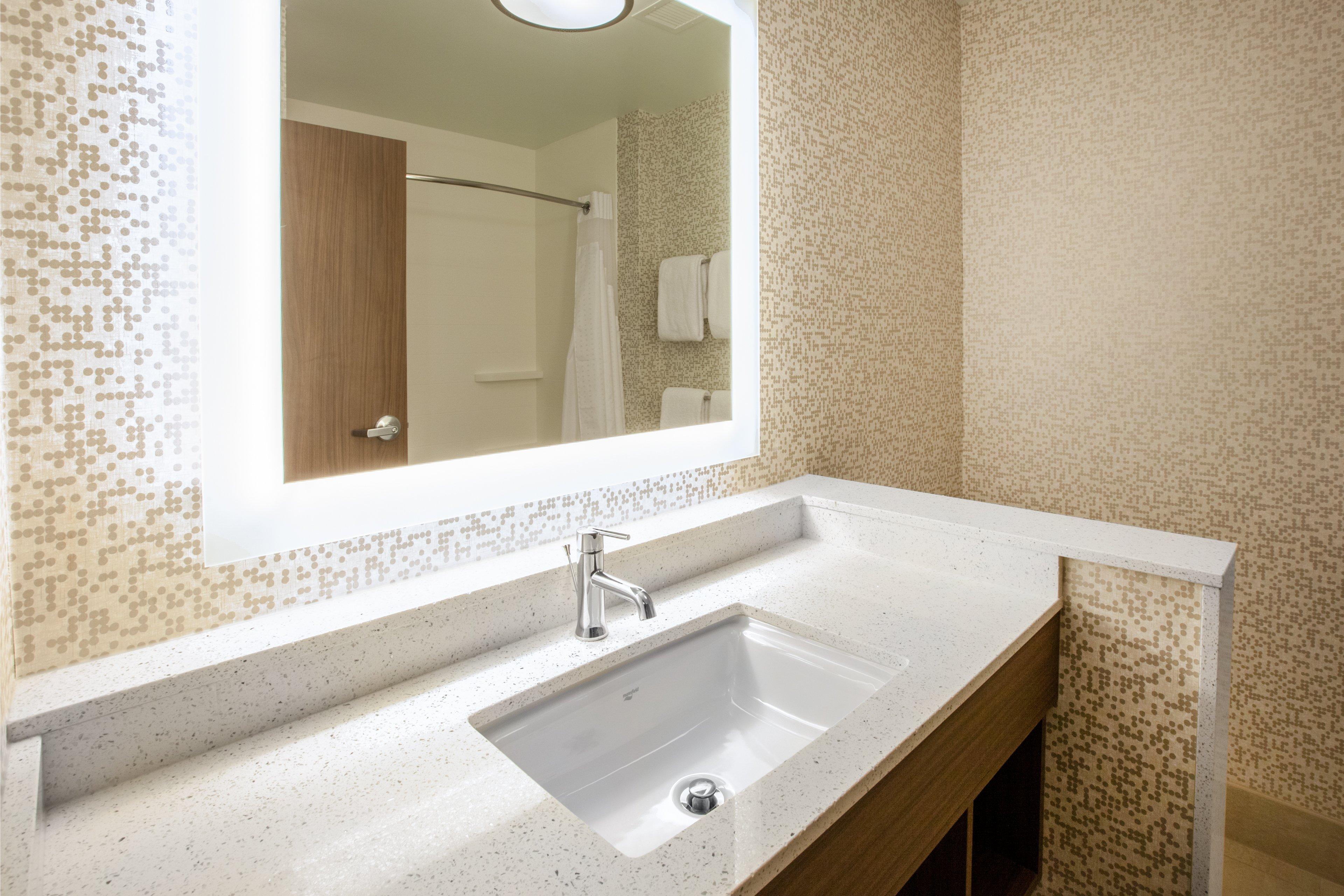 Holiday Inn Express & Suites - Indianapolis Ne - Noblesville Exterior photo